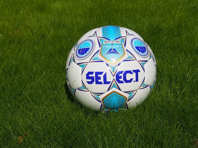 梅州vs河南首发：四外援PK 梅州新援马里替补.